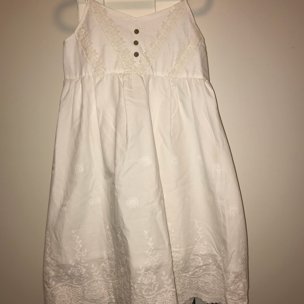 White floral zaful dress